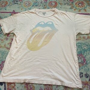 Rolling Stones tshirt, size small